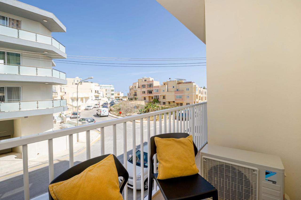 Summer Breeze Comfort Sunny Apartments Close To The Sandy Beaches - By Getawaysmalta Mellieha Exterior photo